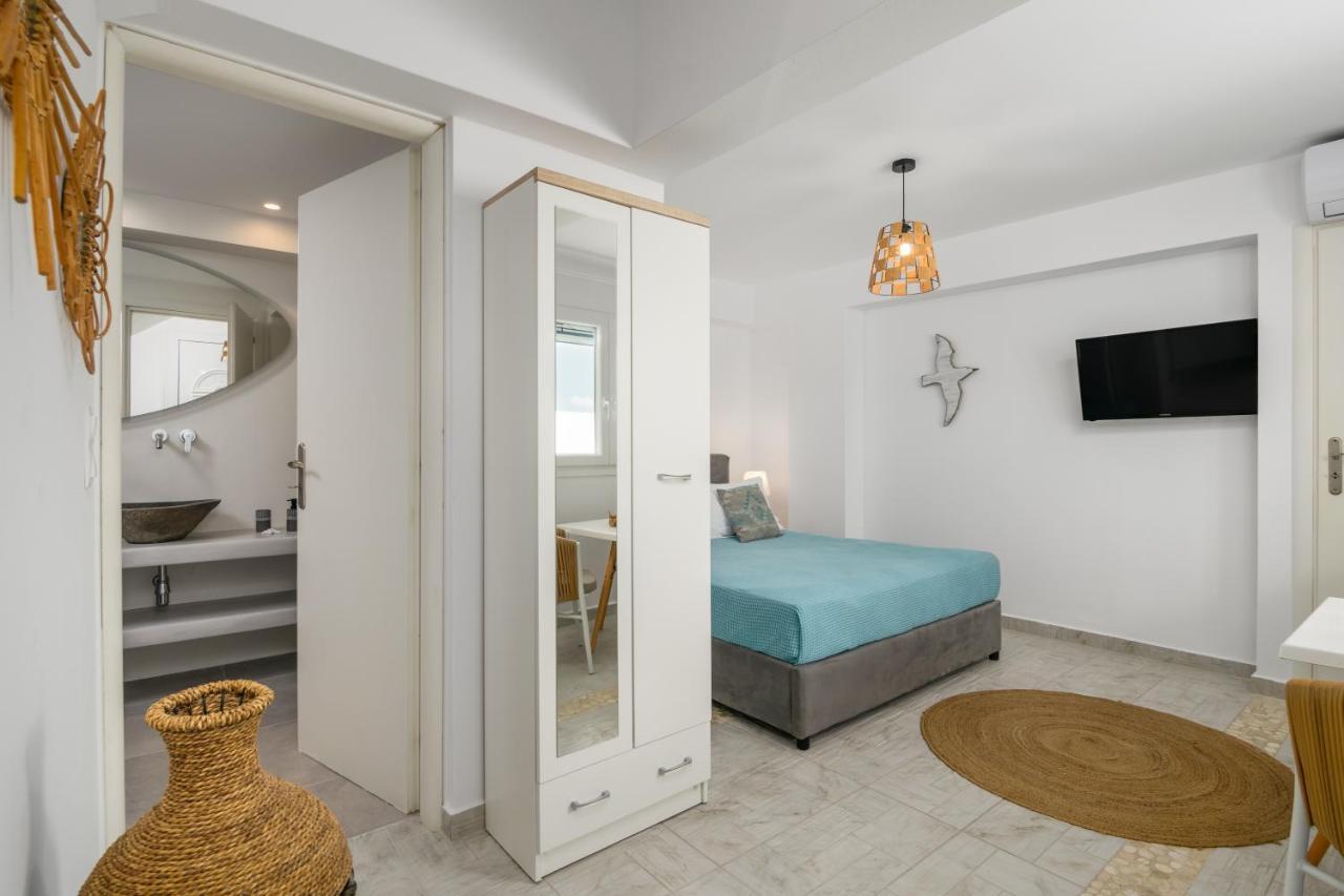 Kapetan Giannis Suite Adamantas  Exterior foto
